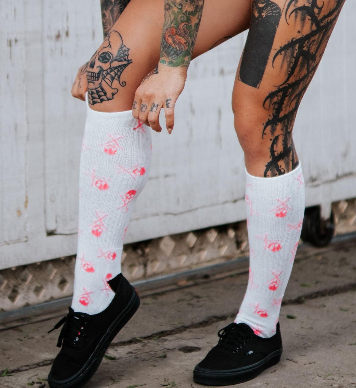 BADGED-SOCK-PINK - Sullen