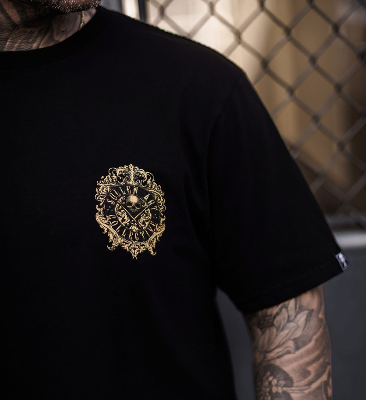 Filigree Badge Premium