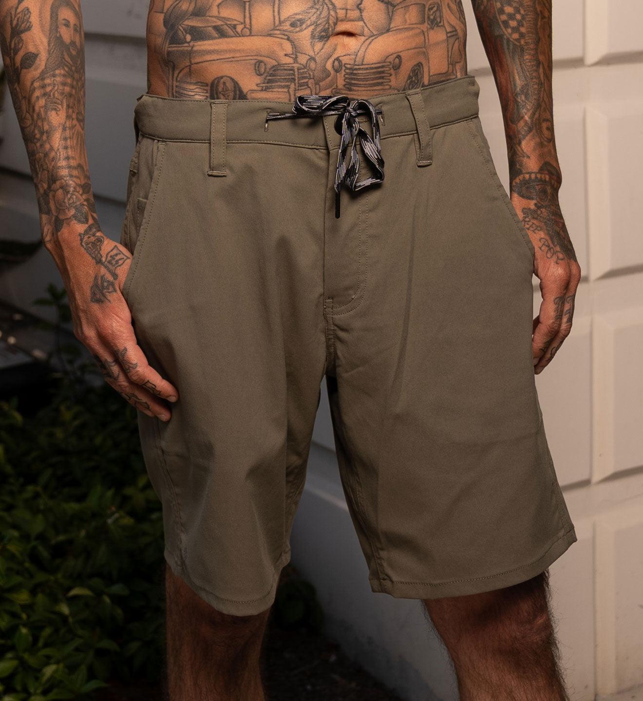 hybrid-walkshorts-olive - Sullen