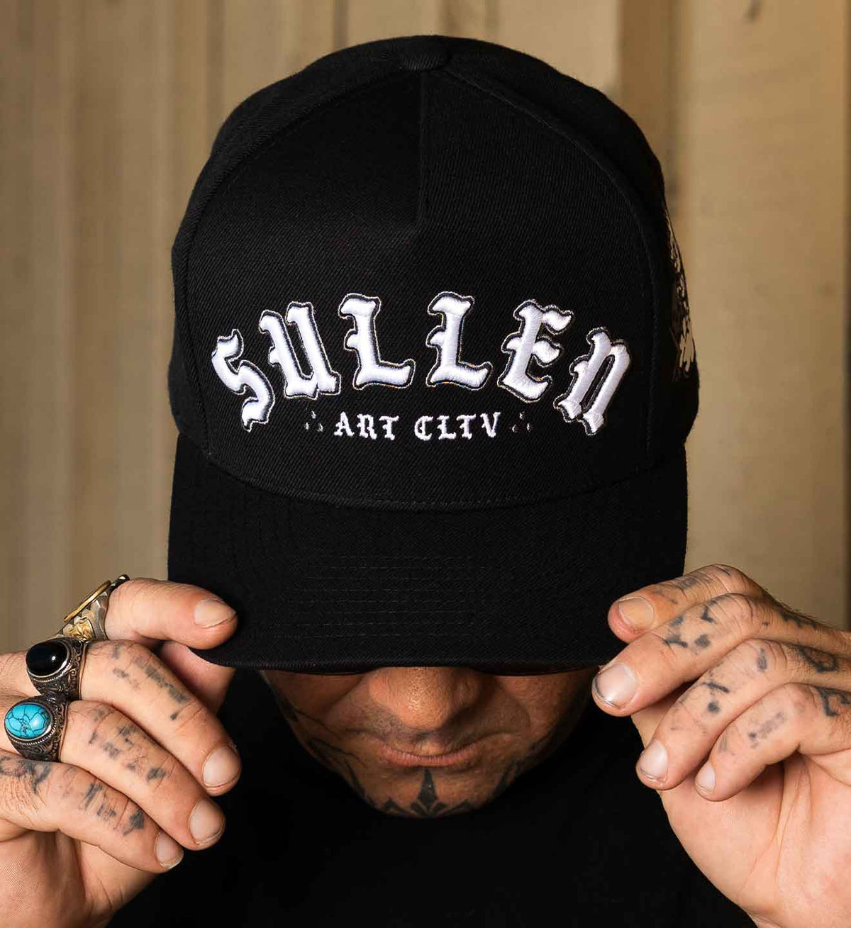 Detail Devil's Snapback
