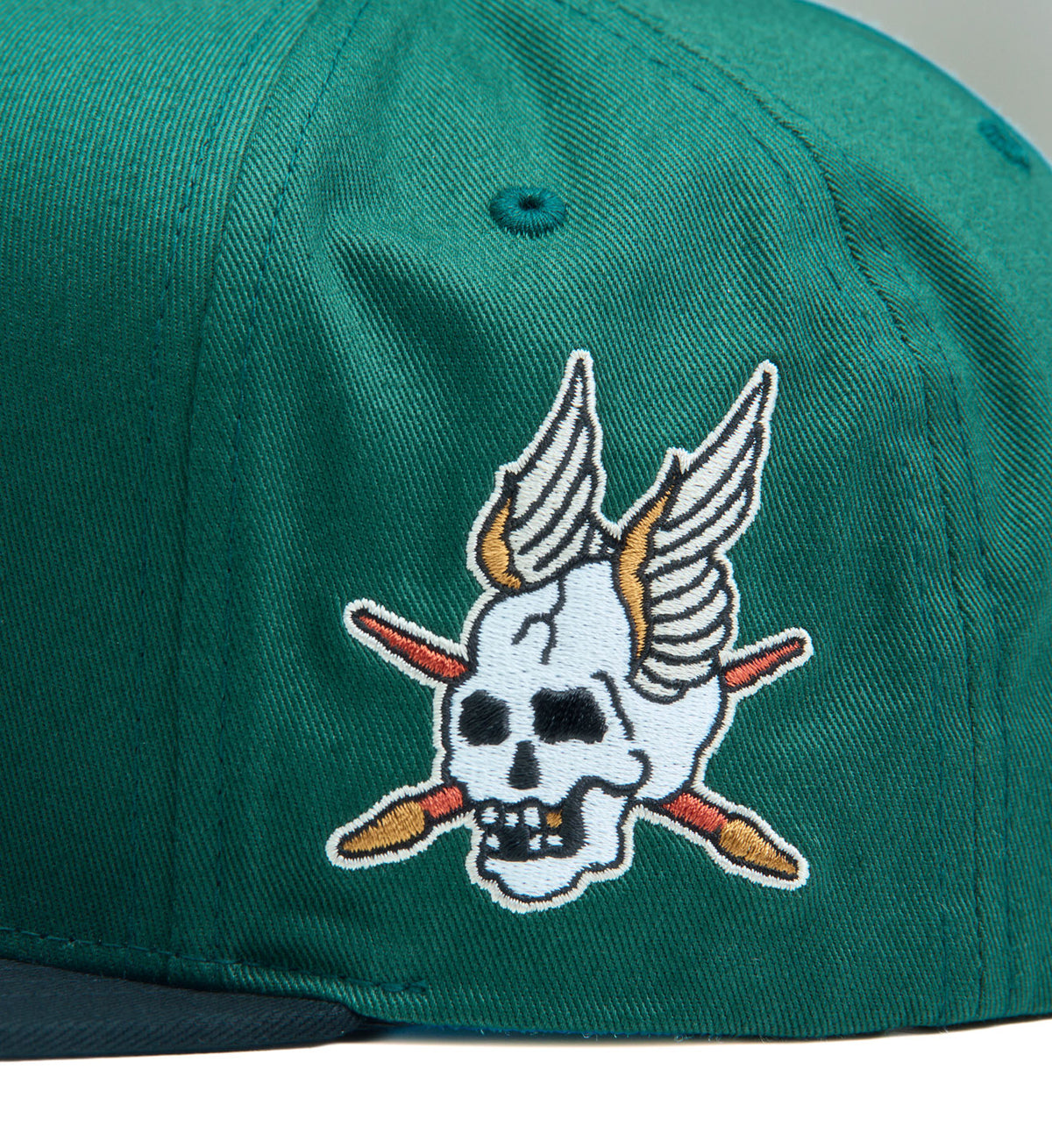 Dive Snapback