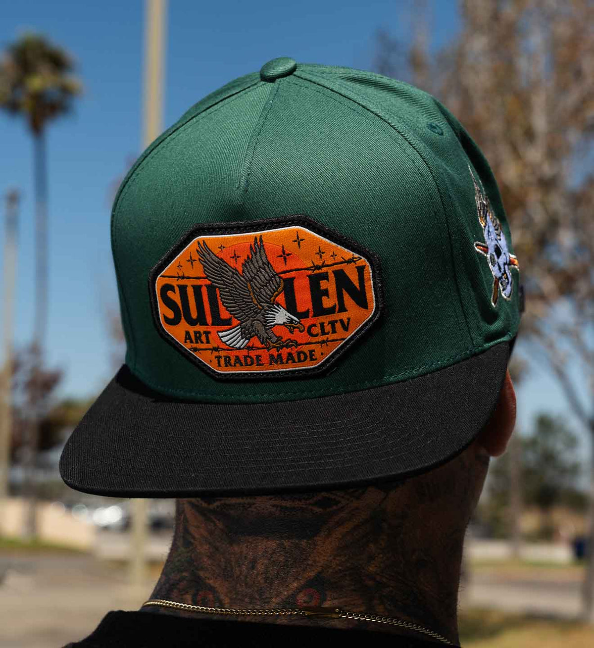 Dive Snapback